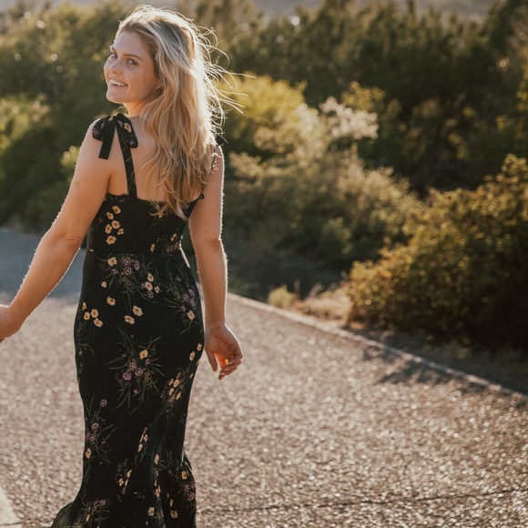 Meet your Posher, Ali - Picture 1 of 1